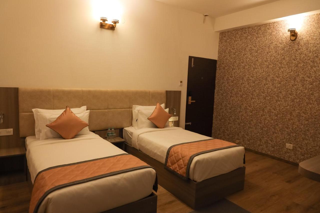 Rv Stay Inn Yelahanka Exterior photo